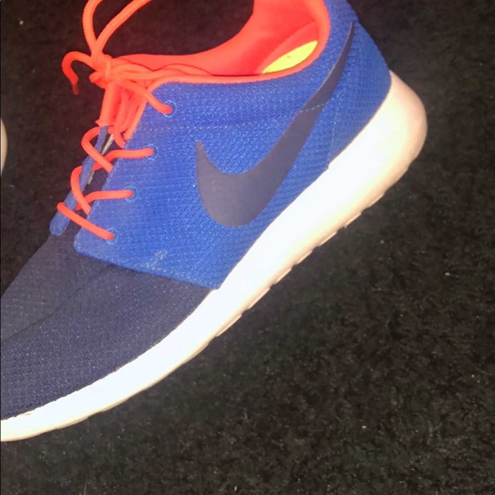 Nike roshi